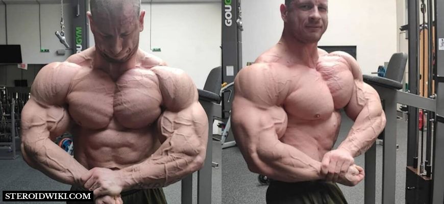 Michal Krizo Front and Side Chest Pose